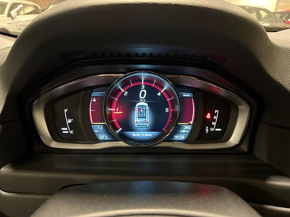 Volvo V70 17 of 30