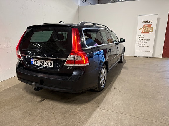 Volvo V70 9 of 30