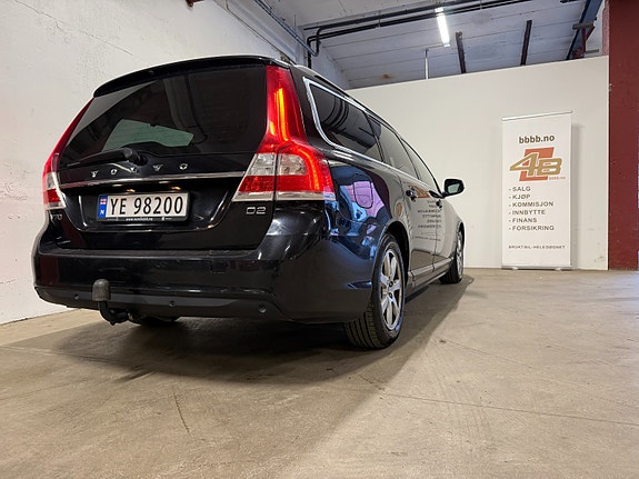 Volvo V70 10 of 30