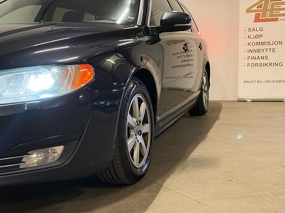 Volvo V70 3 of 30