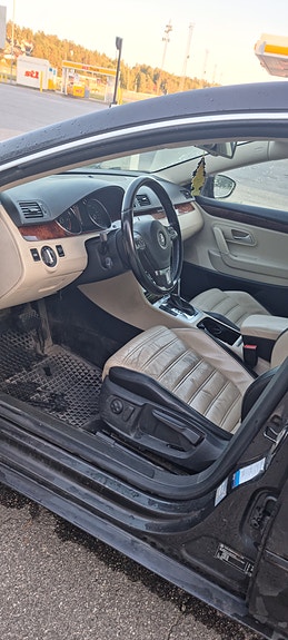 Volkswagen Passat CC 6 of 7