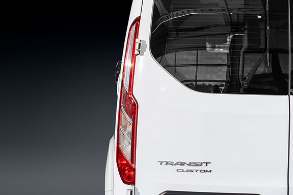Ford Transit Custom 10 of 26