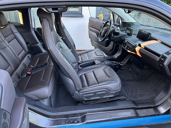 BMW i3 6 of 13