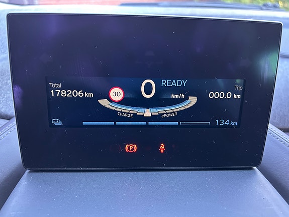 BMW i3 9 of 13