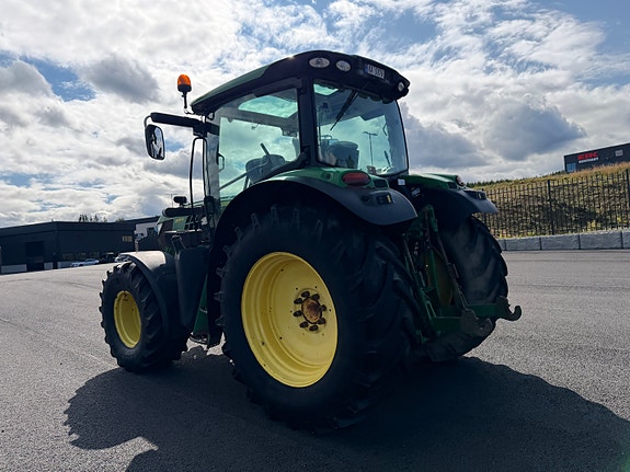 John Deere 6125 R 6 of 30