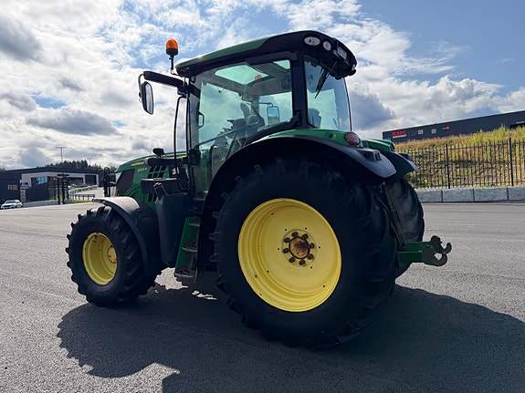 John Deere 6125 R 7 of 30