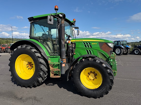 John Deere 6125 R 17 of 30