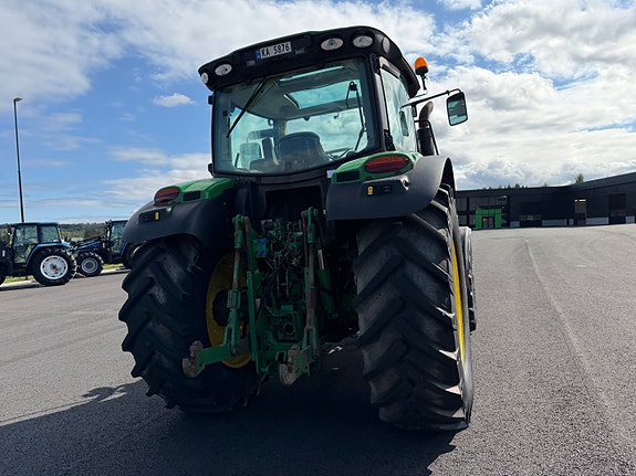 John Deere 6125 R 14 of 30