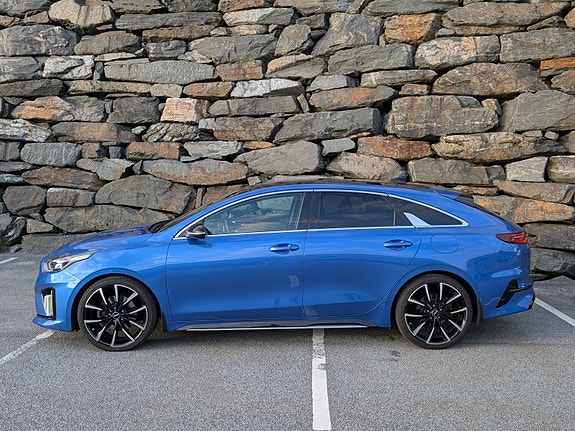 Kia ProCeed 2 of 20