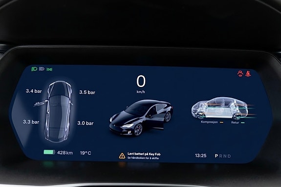 Tesla Model S 15 of 25