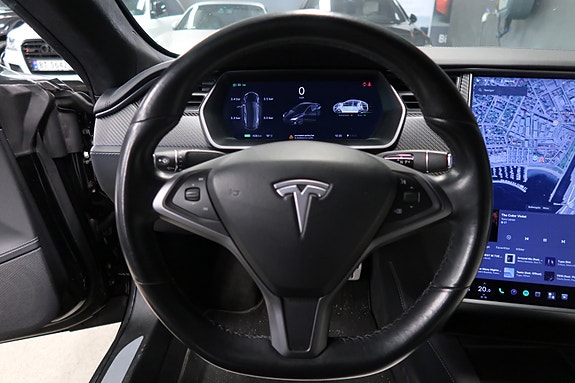 Tesla Model S 12 of 25