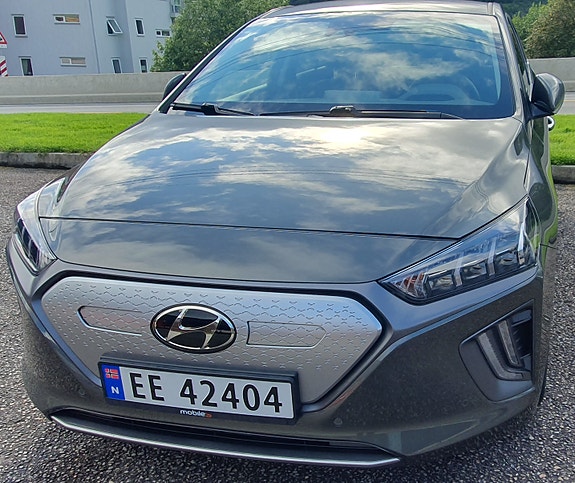 Hyundai IONIQ 6 of 14