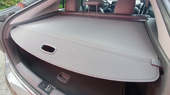 Hyundai IONIQ 12 of 14