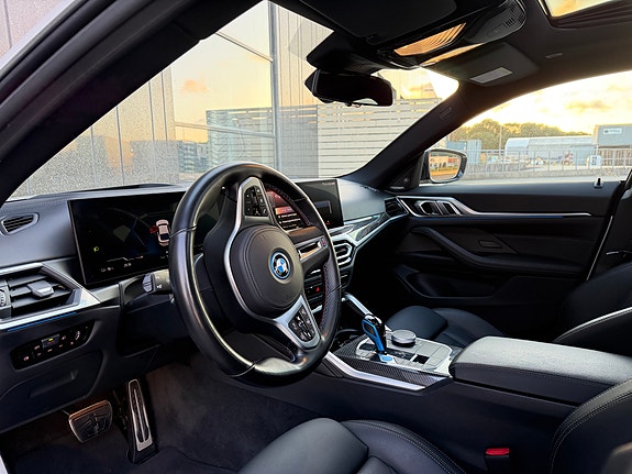 BMW i4 19 of 27