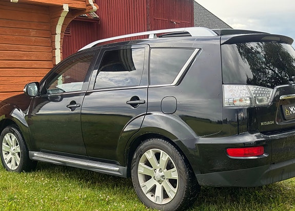 Mitsubishi Outlander 4 of 16