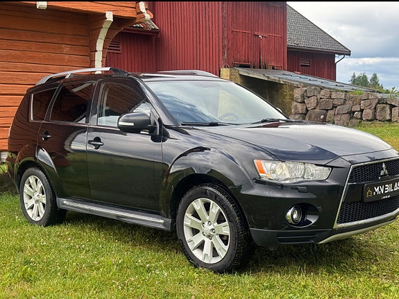Mitsubishi Outlander 3 of 16