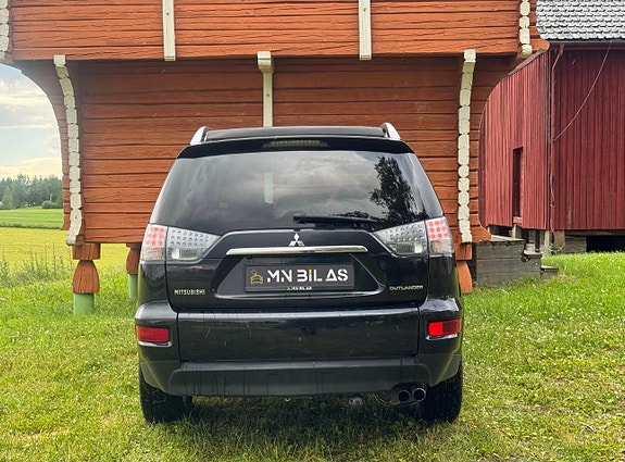 Mitsubishi Outlander 5 of 16
