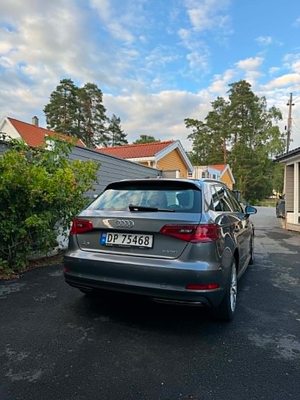Audi e-tron 5 of 19