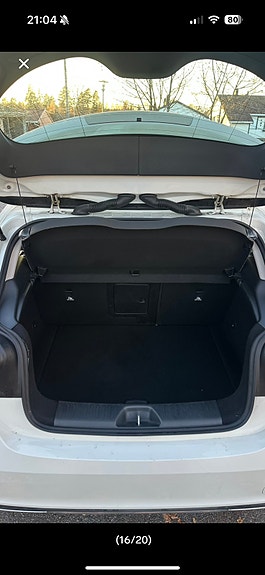 Mercedes-Benz A180 4 of 9