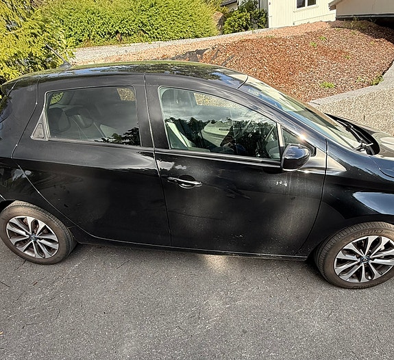 Renault Zoe 2 of 9