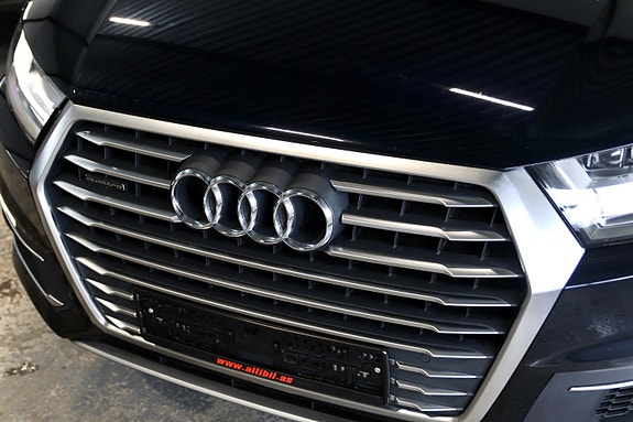 Audi Q7 7 of 30