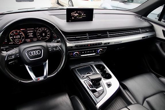 Audi Q7 19 of 30
