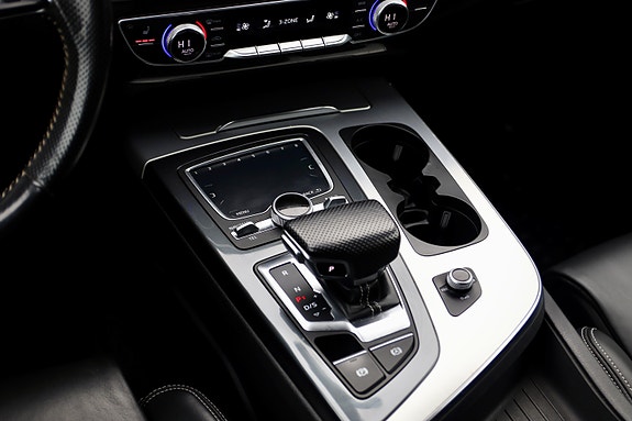 Audi Q7 22 of 30