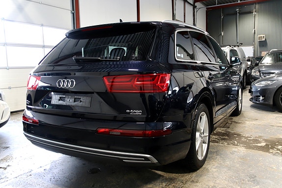 Audi Q7 14 of 30