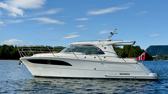Meget pen og velholdt Marex 310 Sun Cruiser, 2022-modell selges 2 of 23
