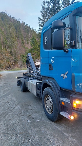 Scania G 124 420 2 of 6