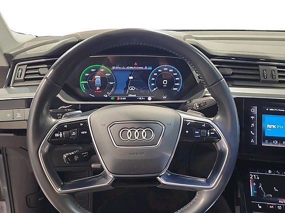 Audi e-tron Sportback 8 of 20