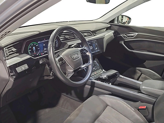 Audi e-tron Sportback 6 of 20