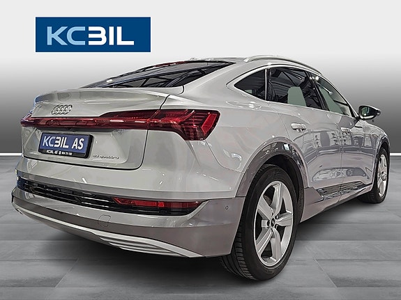 Audi e-tron Sportback 3 of 20