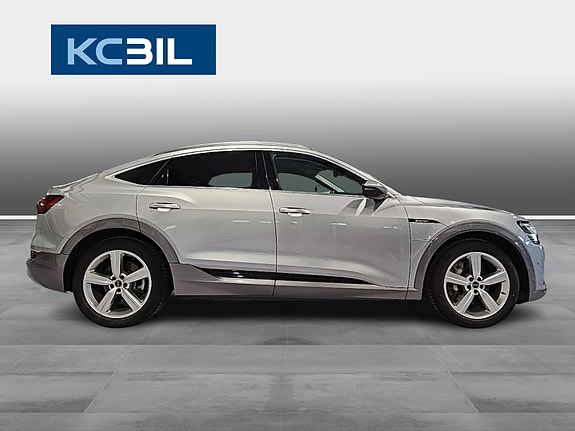 Audi e-tron Sportback 20 of 20