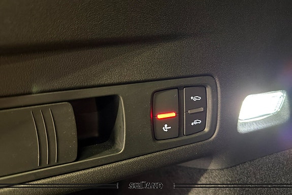 Audi Q6 e-tron 19 of 30