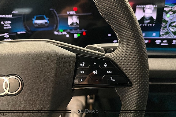Audi Q6 e-tron 24 of 30