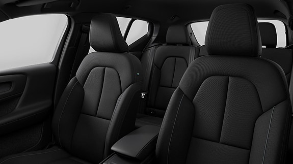 Volvo XC40 11 of 14