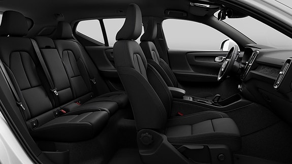 Volvo XC40 12 of 14