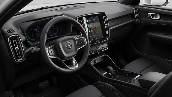 Volvo XC40 8 of 14