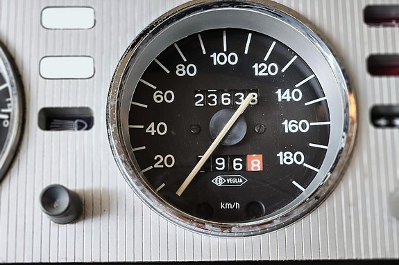 Peugeot 404 16 of 30