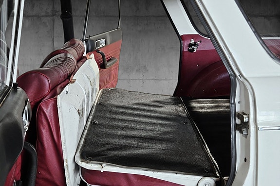 Peugeot 404 19 of 30