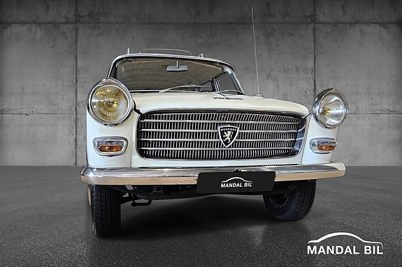 Peugeot 404 6 of 30