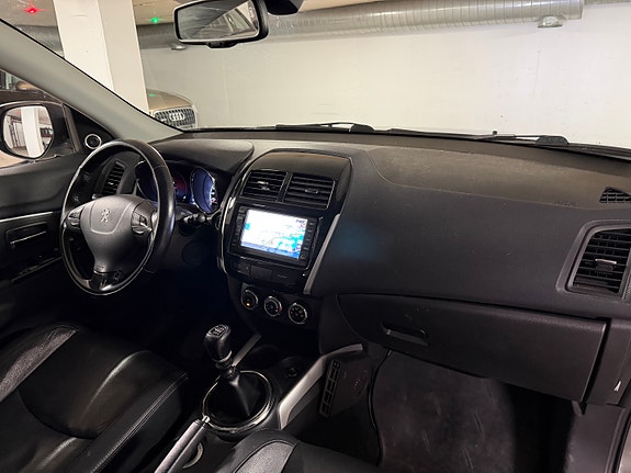 Peugeot 4008 9 of 23