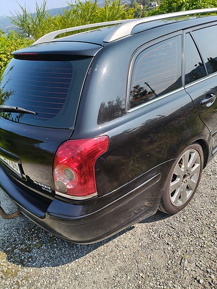 Toyota Avensis 7 of 25