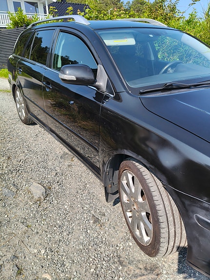 Toyota Avensis 10 of 25