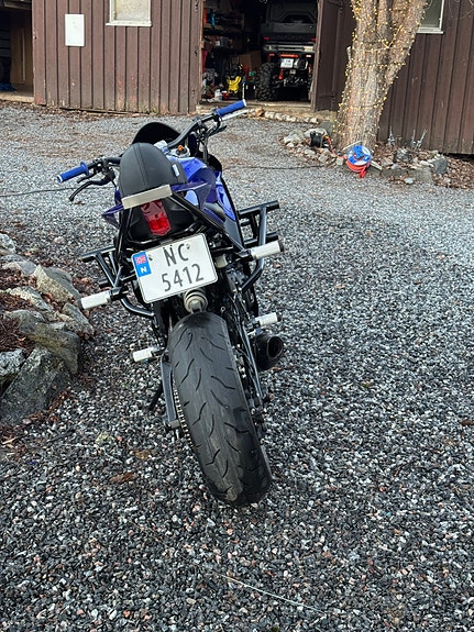 Yamaha R7 5 of 9