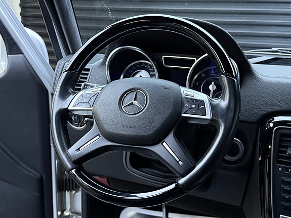 Mercedes-Benz G63 18 of 30