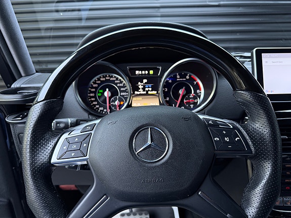 Mercedes-Benz G63 17 of 30