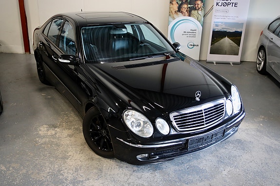 Mercedes-Benz E220 d 2 of 30