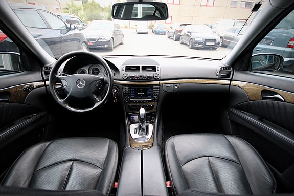 Mercedes-Benz E220 d 15 of 30